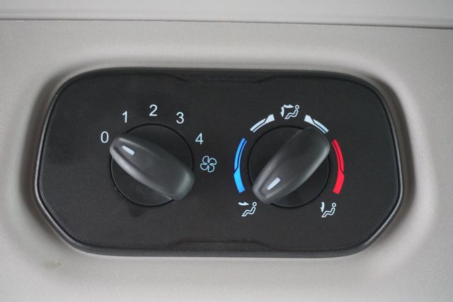 2017 Ford Transit Wagon  - 22972587 - 18