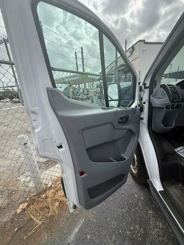 2017 Ford Transit Wagon T-150 130" Low Roof XL Swing-Out RH Dr - 22955658 - 5