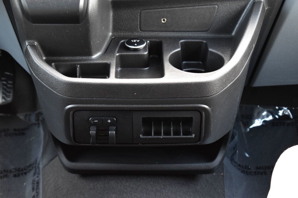 2017 Ford Transit Wagon T-150 130" Low Roof XLT Swing-Out RH Dr - 23037525 - 32