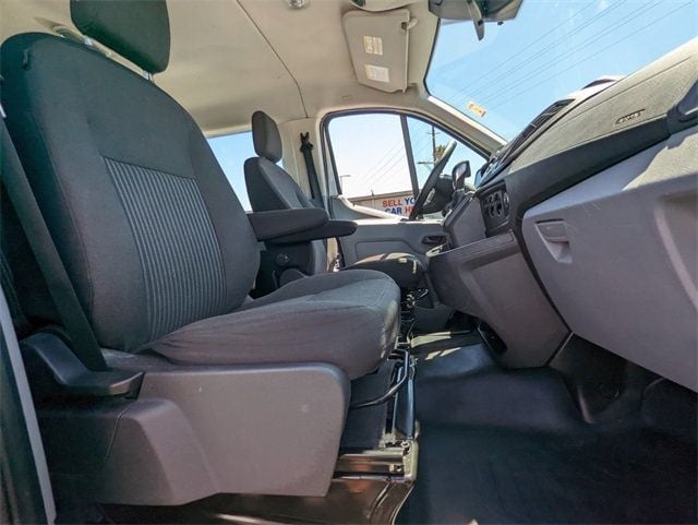 2017 Ford Transit Wagon T-350 148" Low Roof XLT Swing-Out RH Dr - 22066389 - 2
