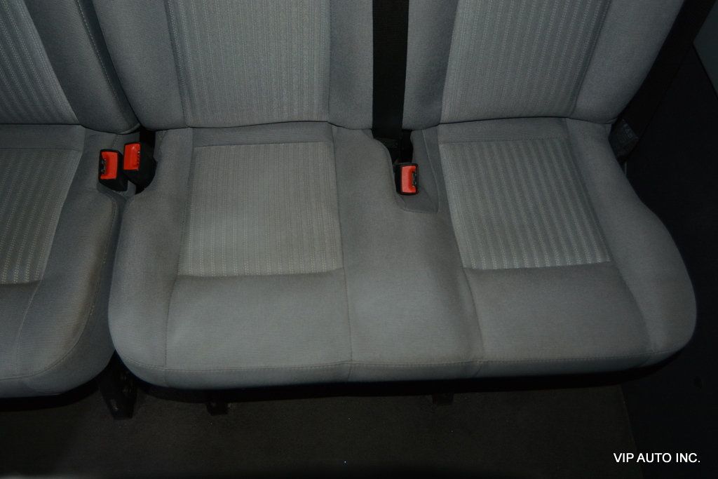 2017 Ford Transit Wagon T-350 148" Med Roof XLT Sliding RH Dr - 22990653 - 33