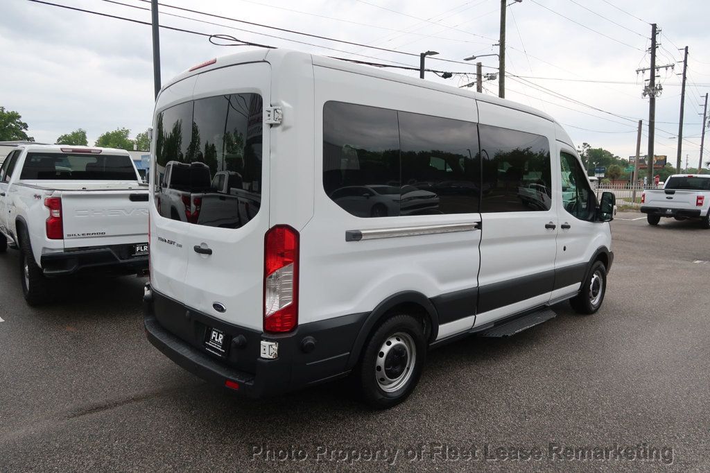 2017 Ford Transit Wagon Transit 350 15 Passenger Medium Roof Van - 23024430 - 4