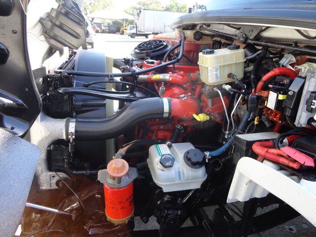 2017 Freightliner BUSINESS CLASS M2 106 24FT DRY BOX TRUCK. ATTIC INSULATION UNIT.. UNDER CDL - 21687767 - 12