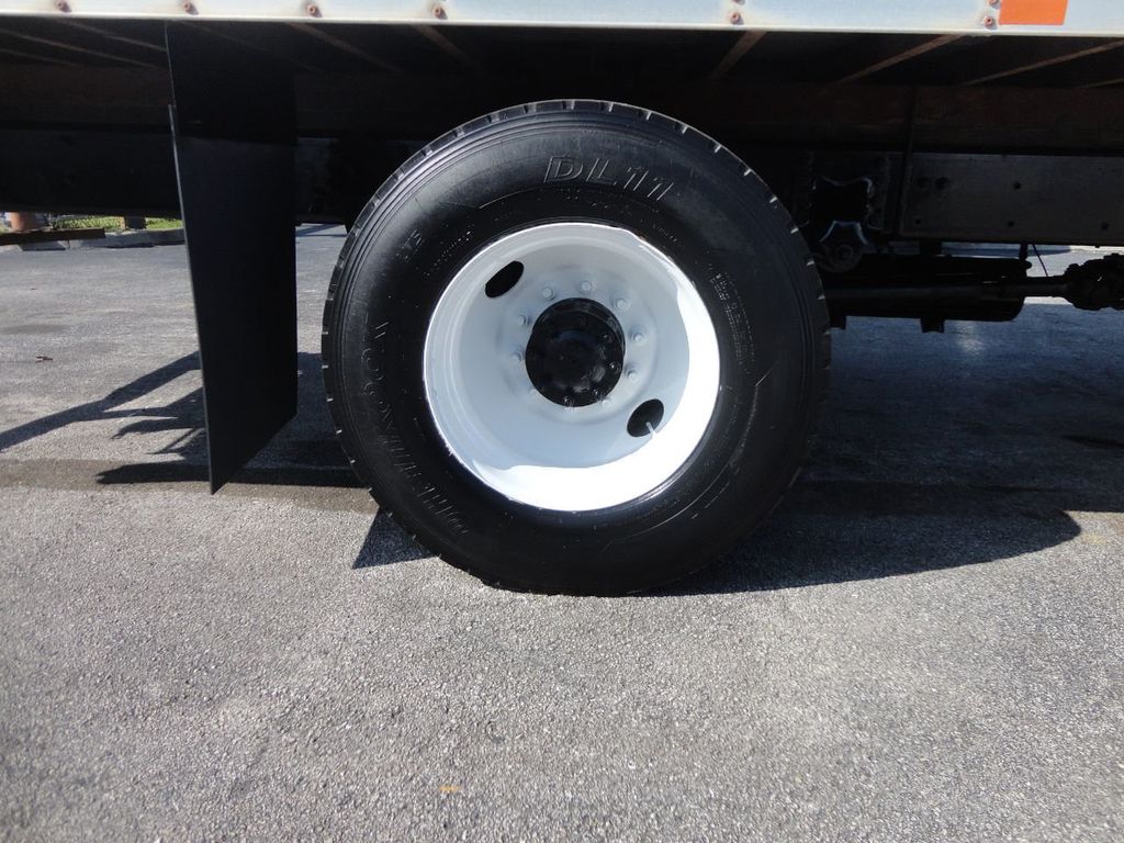 2017 Freightliner BUSINESS CLASS M2 106 24FT DRY BOX TRUCK. ATTIC INSULATION UNIT.. UNDER CDL - 21687767 - 17