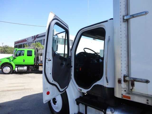 2017 Freightliner BUSINESS CLASS M2 106 24FT DRY BOX TRUCK. ATTIC INSULATION UNIT.. UNDER CDL - 21687767 - 25