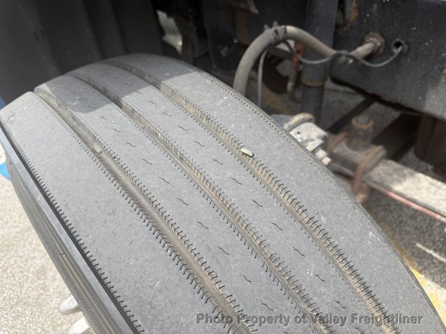 2017 Freightliner Cascadia 125  - 23054155 - 22