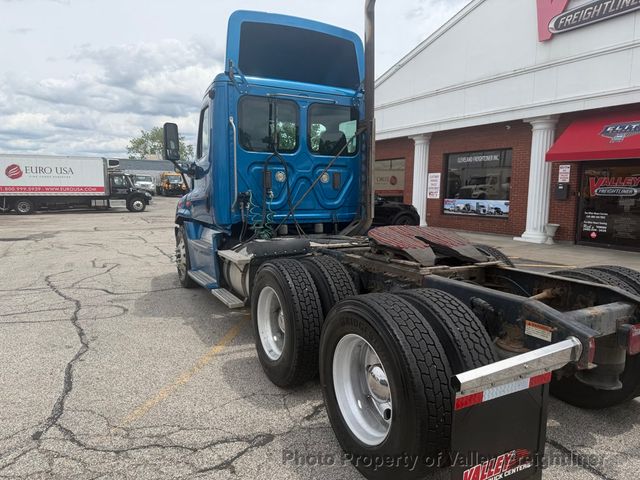 2017 Freightliner Cascadia 125  - 23054155 - 7
