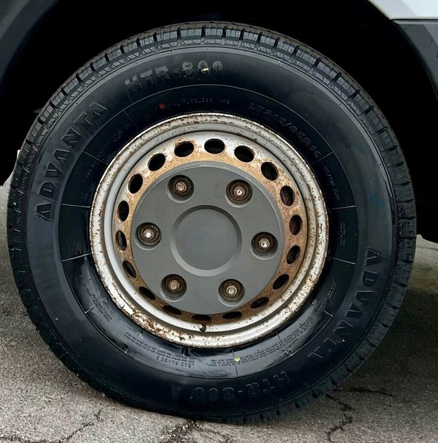 2017 FREIGHTLINER SPRINTER Freightliner Sprinter 3500 Cargo Van DRW Standard Roof 144.3" WB - 22942440 - 18