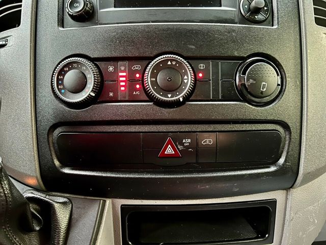 2017 FREIGHTLINER Sprinter Cab Chassis Freightliner Sprinter 3500 Cargo Van DRW Standard Roof 144.3" WB - 22942440 - 14