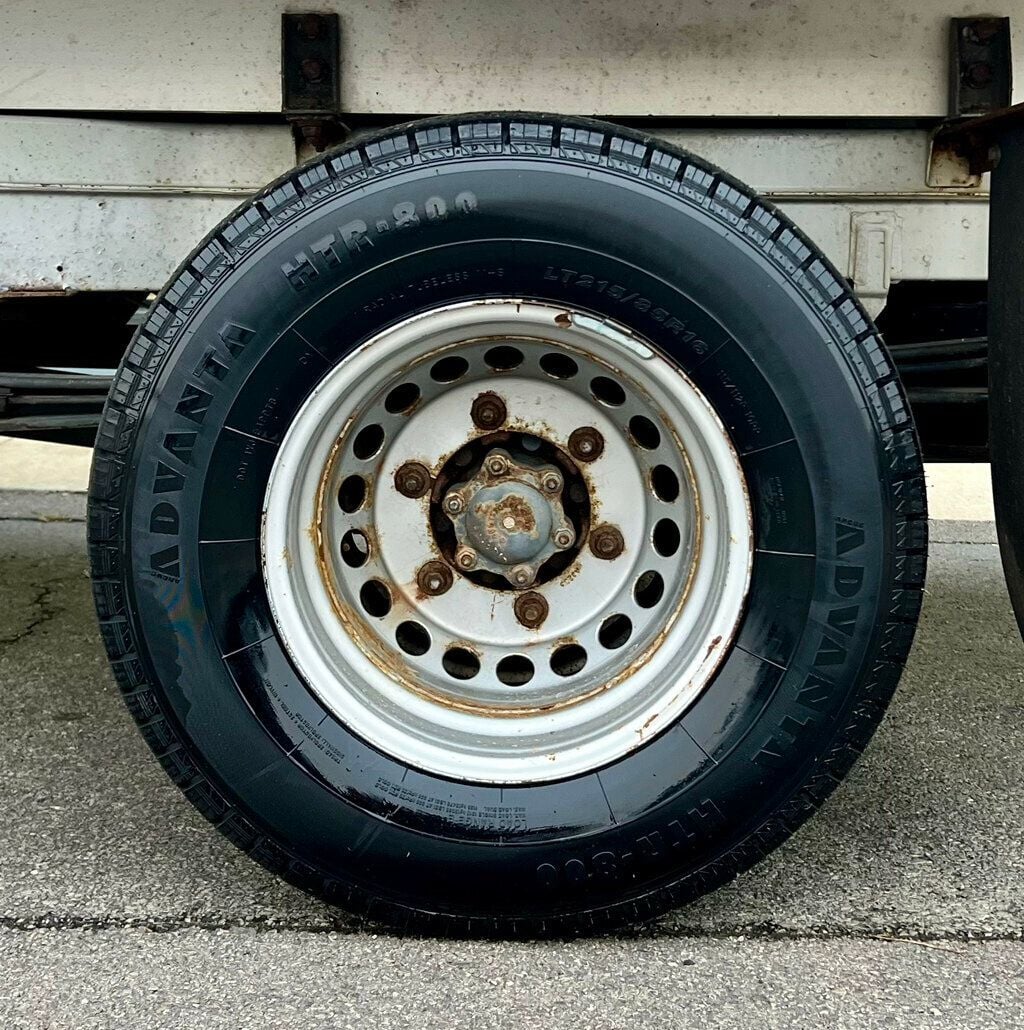 2017 FREIGHTLINER Sprinter Cab Chassis Freightliner Sprinter 3500 Cargo Van DRW Standard Roof 144.3" WB - 22942440 - 17