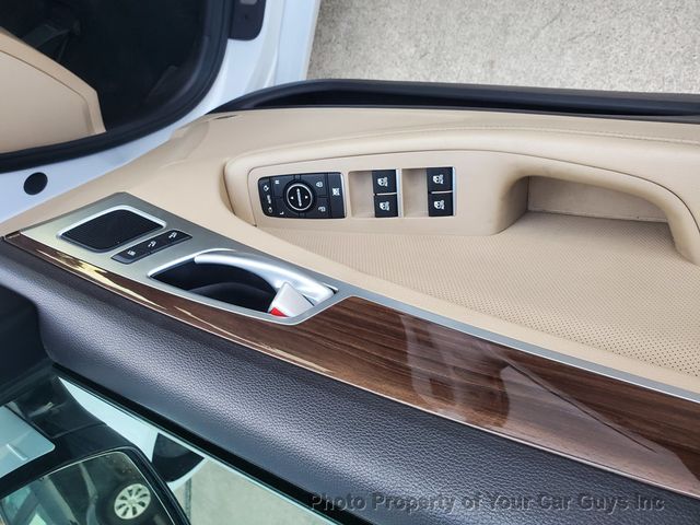 2017 Genesis G80  - 22982107 - 23