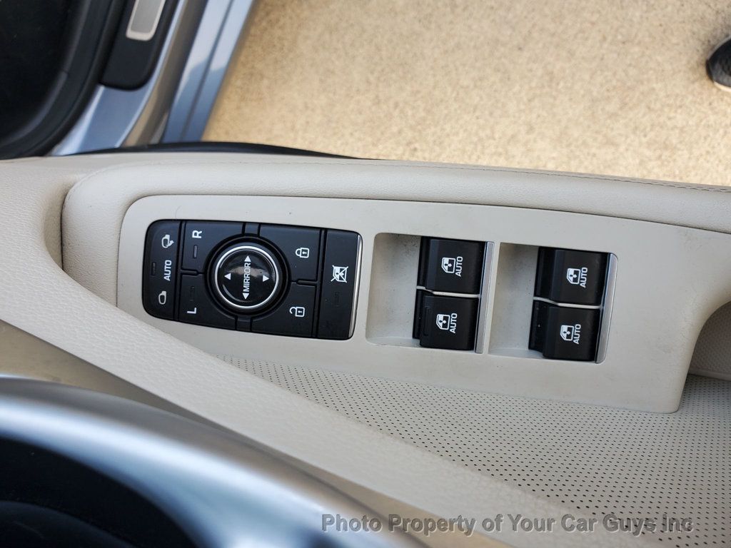2017 Genesis G80  - 23000928 - 21