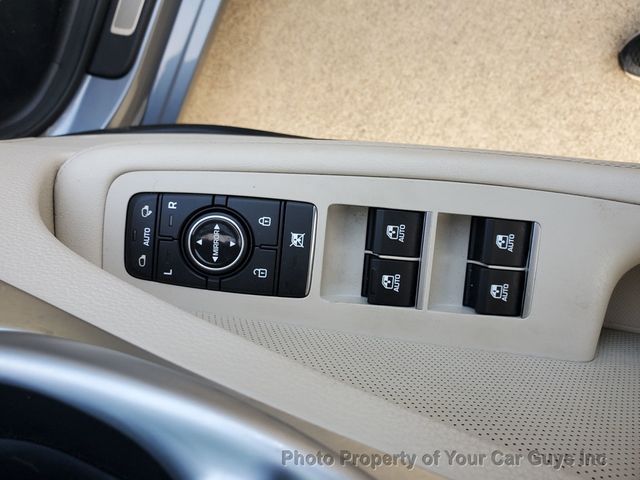 2017 Genesis G80  - 23000928 - 21