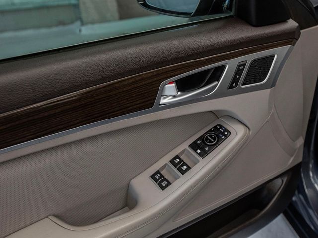 2017 Genesis G80 3.8L RWD - 22930486 - 24