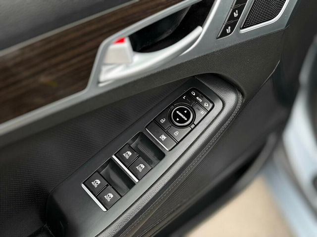 2017 Genesis G80 3.8L RWD - 22969050 - 10