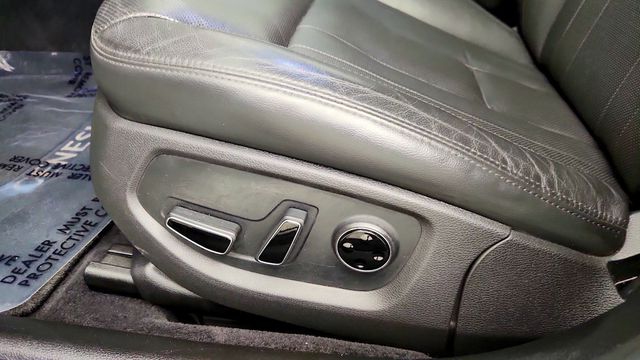 2017 Genesis G80 3.8L RWD - 23082855 - 11