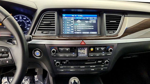 2017 Genesis G80 3.8L RWD - 23082855 - 16