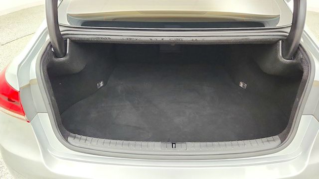 2017 Genesis G80 3.8L RWD - 23082855 - 18