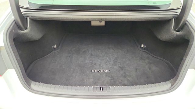 2017 Genesis G80 3.8L RWD w/ Premium Package - 23011415 - 21