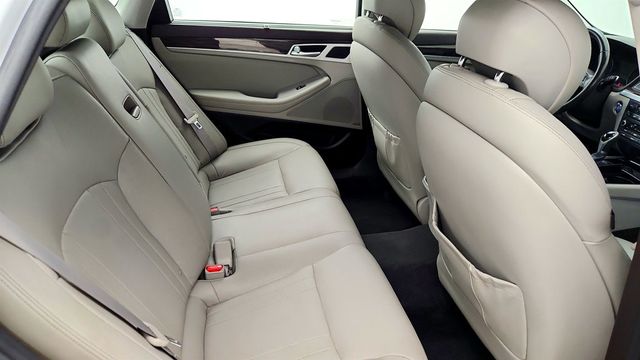 2017 Genesis G80 3.8L RWD w/ Premium Package - 23011415 - 22