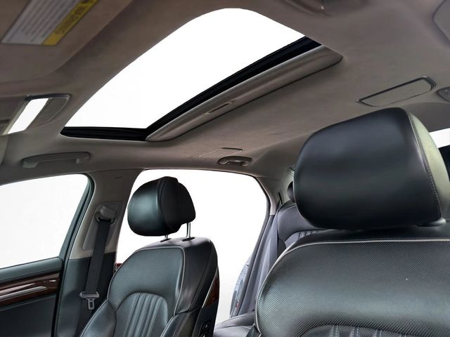 2017 Genesis G90 5.0 Ultimate Sedan 4D - 22970859 - 22