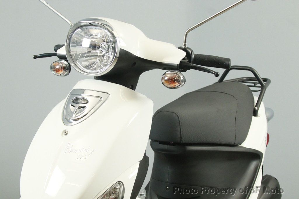 2017 Genuine Buddy 125 Only 1601 Miles! - 22997747 - 1