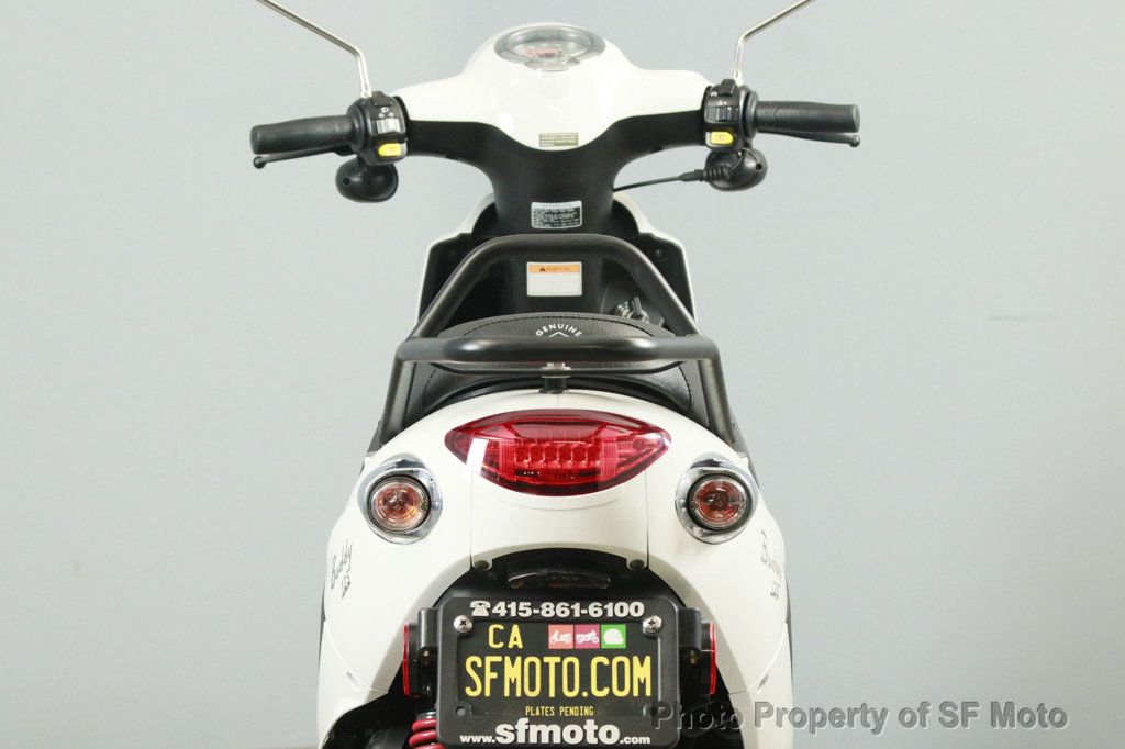 2017 Genuine Buddy 125 Only 1601 Miles! - 22997747 - 24