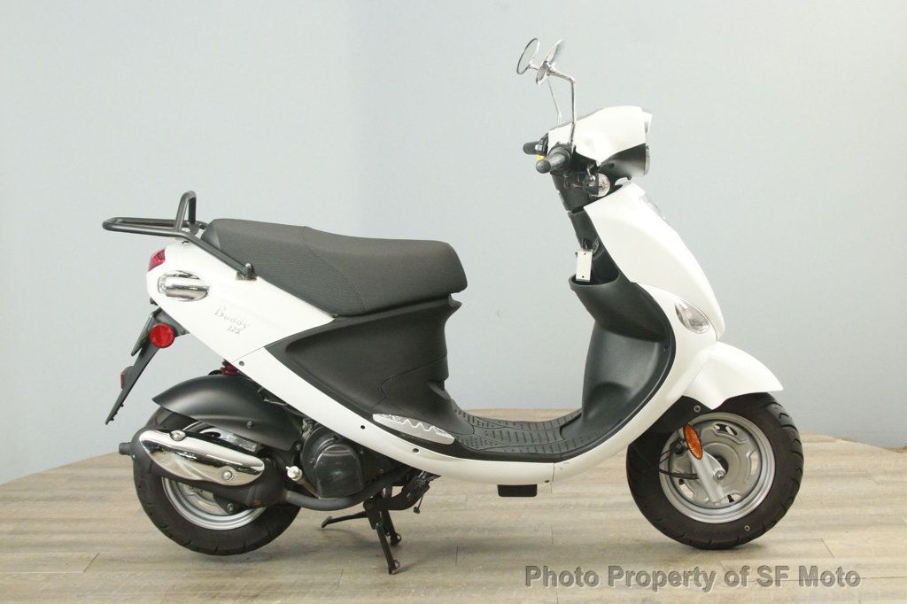 2017 Genuine Buddy 125 Only 1601 Miles! - 22997747 - 2