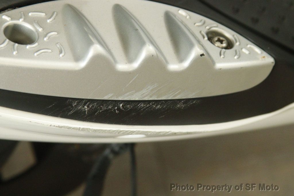 2017 Genuine Buddy 125 Only 1601 Miles! - 22997747 - 39