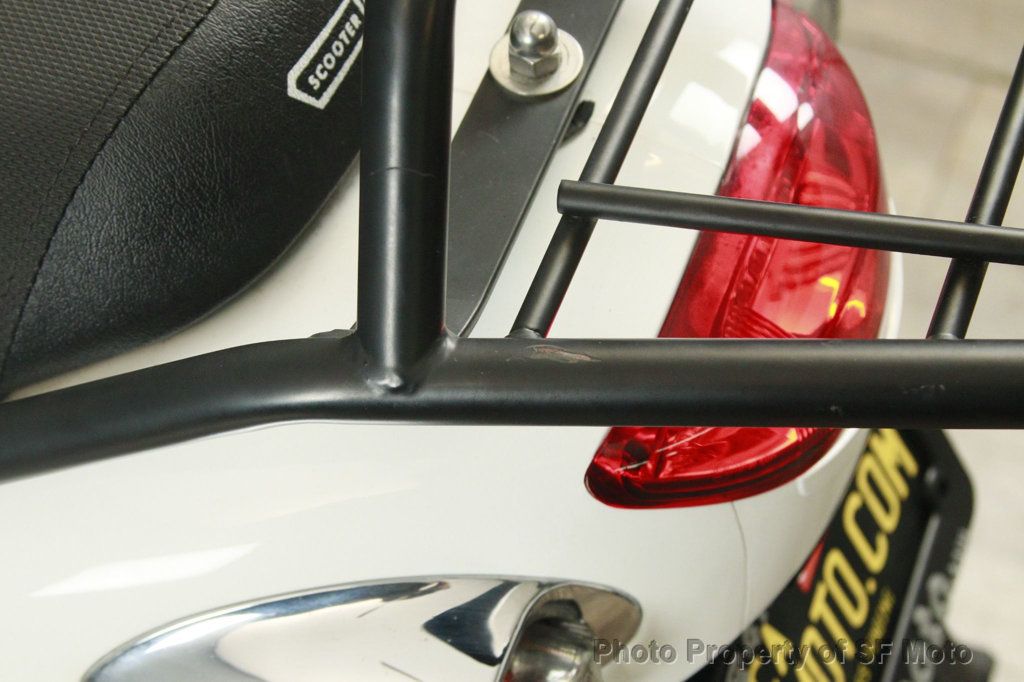 2017 Genuine Buddy 125 Only 1601 Miles! - 22997747 - 48