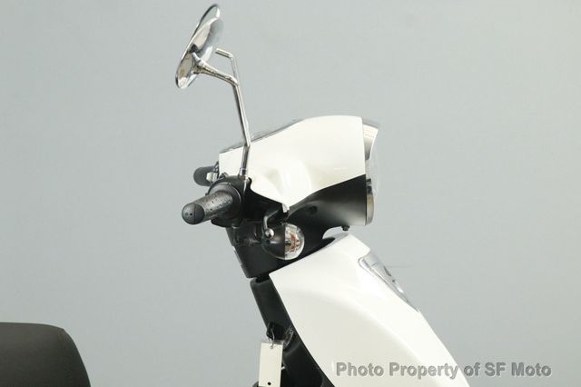 2017 Genuine Buddy 125 Only 1601 Miles! - 22997747 - 7