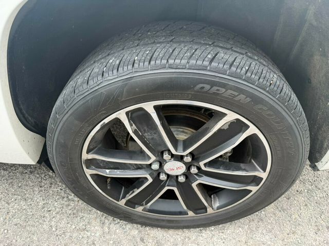 2017 GMC Acadia AWD 4dr Denali - 23028936 - 12