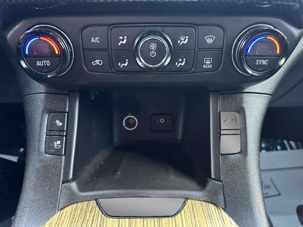 2017 GMC Acadia AWD 4dr Denali - 23043550 - 39