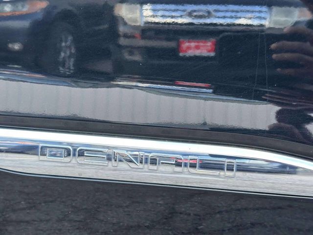 2017 GMC Acadia AWD 4dr Denali - 23043550 - 45