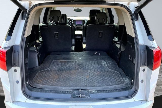 2017 GMC Acadia AWD 4dr Denali - 23039145 - 34