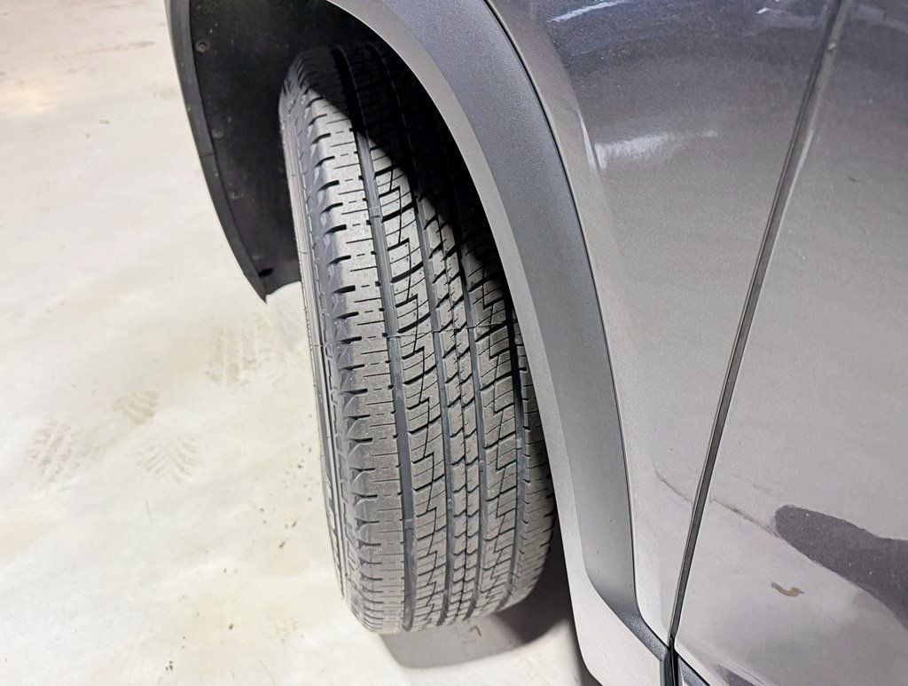 2017 Gmc Acadia All Terrain photo 2