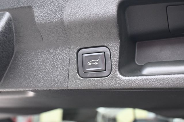 2017 GMC Acadia AWD 4dr SLT w/SLT-1 - 23044614 - 18