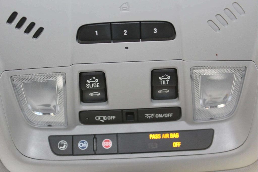 2017 GMC Acadia AWD 4dr SLT w/SLT-1 - 22931349 - 30