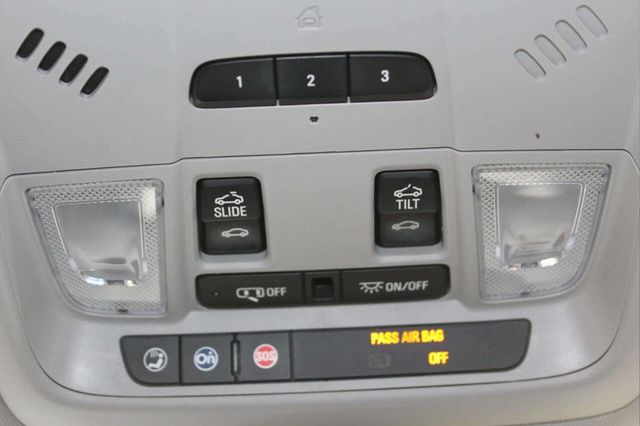 2017 GMC Acadia AWD 4dr SLT w/SLT-1 - 22931349 - 30