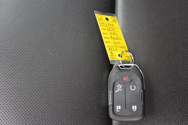 2017 GMC Acadia AWD 4dr SLT w/SLT-1 - 22931349 - 31