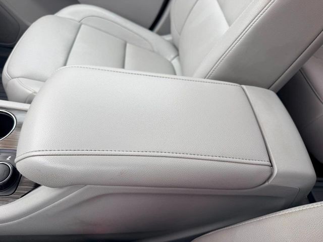 2017 GMC Acadia AWD 4dr SLT w/SLT-1 - 23043957 - 46