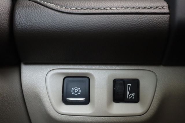 2017 GMC Acadia Denali - 23043808 - 40