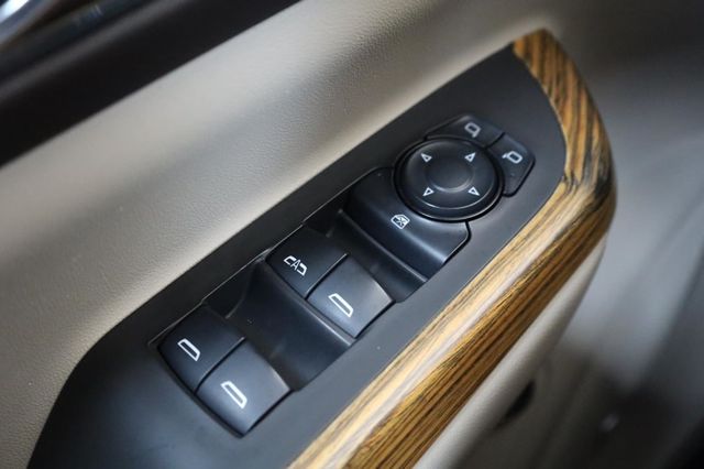 2017 GMC Acadia Denali - 23043808 - 41