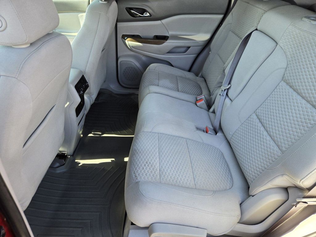 2017 GMC Acadia FWD 4dr SLE w/SLE-2 - 22934104 - 8