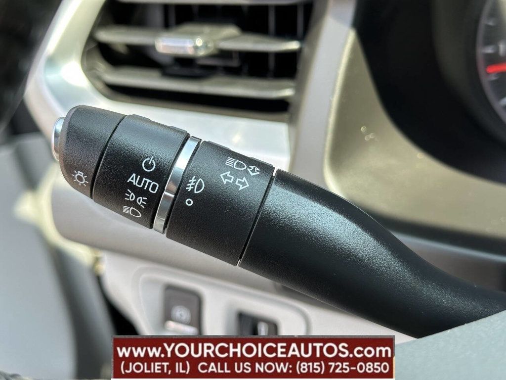 2017 GMC Acadia FWD 4dr SLE w/SLE-2 - 22861313 - 38