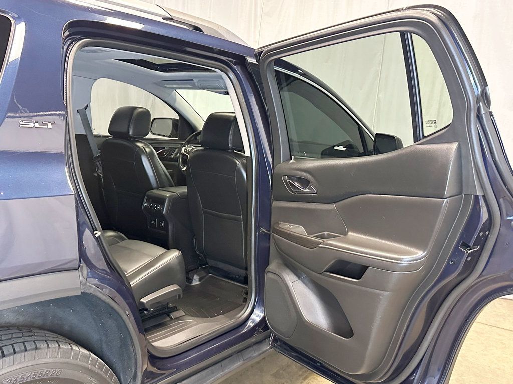2017 GMC Acadia FWD 4dr SLT w/SLT-2 - 23070198 - 35