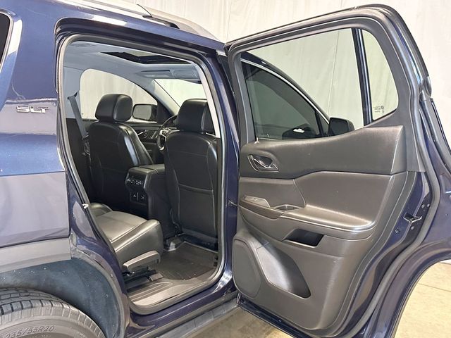 2017 GMC Acadia FWD 4dr SLT w/SLT-2 - 23070198 - 35