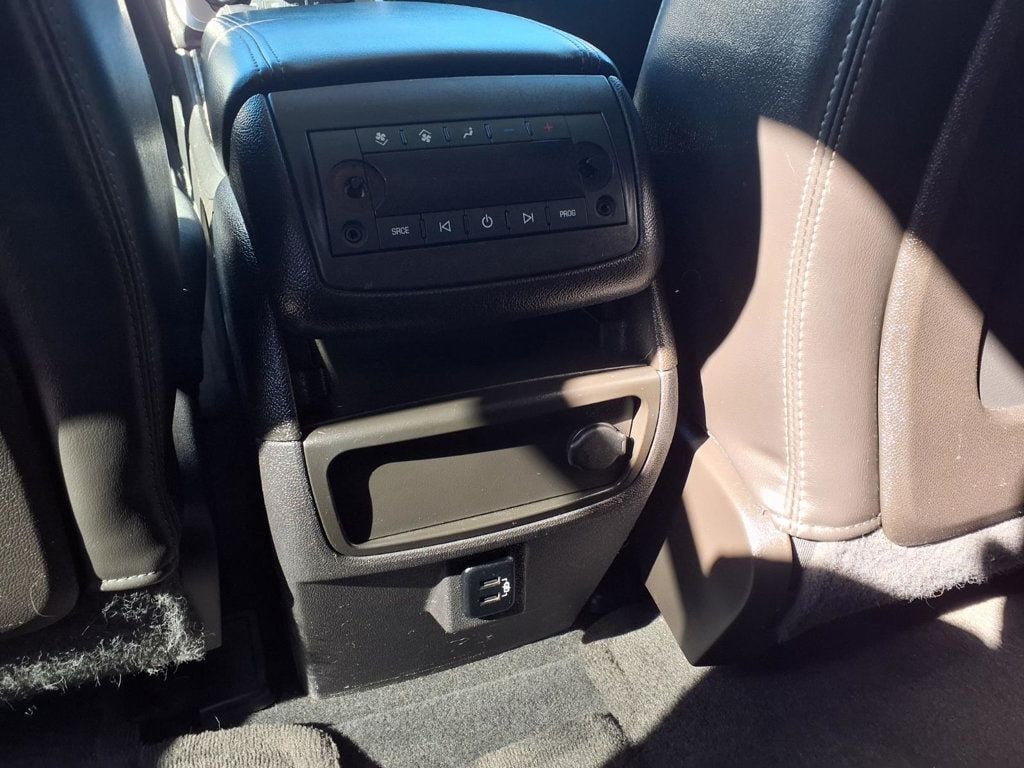 GMC Acadia photo 18