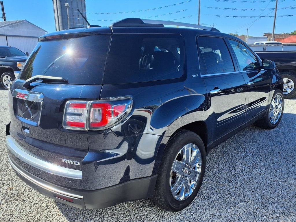 GMC Acadia photo 3