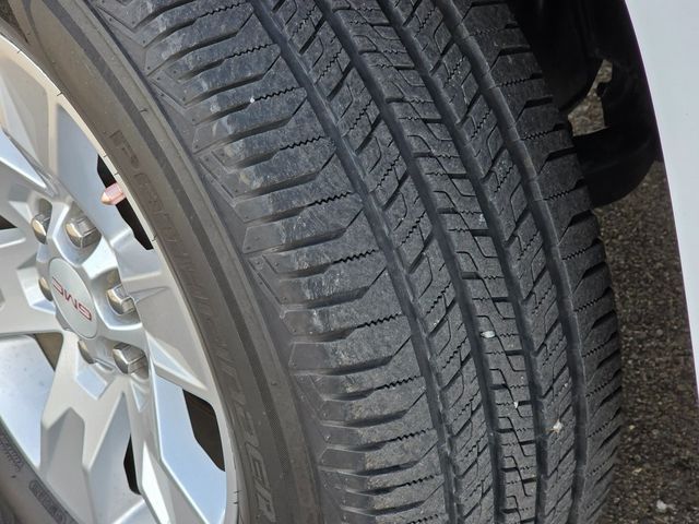 2017 GMC Canyon 2WD Crew Cab 128.3" SLE - 22948324 - 13